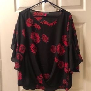 Vince Camuto floral top